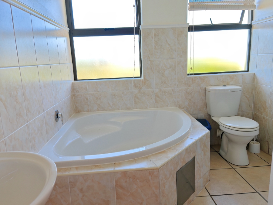 3 Bedroom Property for Sale in Langebaan Country Estate Western Cape